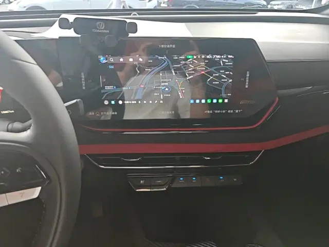 Changan X5 Plus — Фото автомобиля 12