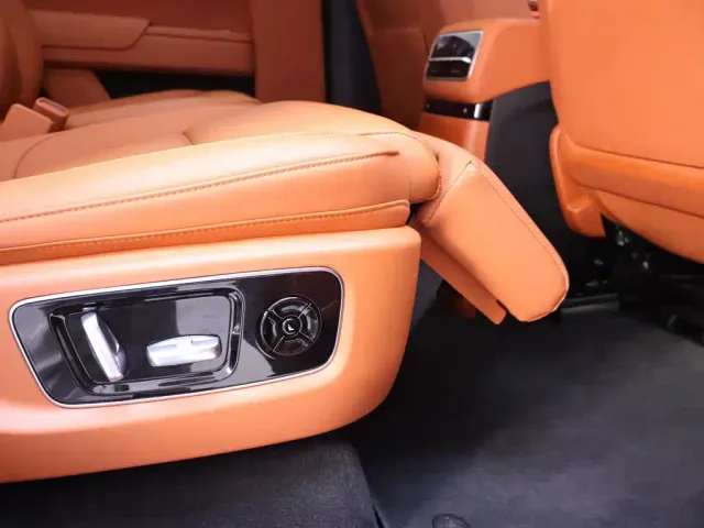 Li Auto L9 — Фото автомобиля 26