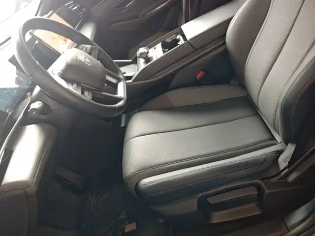 BYD Qin L — Фото автомобиля 14