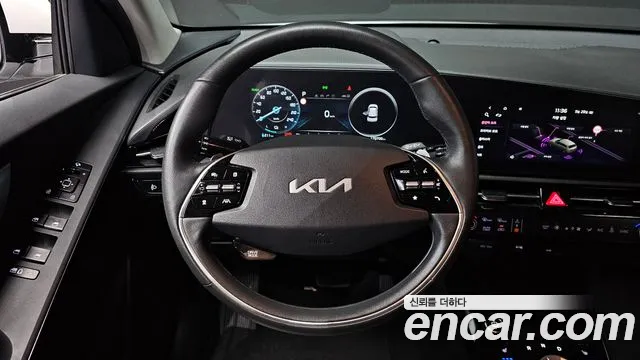Kia Niro Niro (New) — Фото автомобиля 13