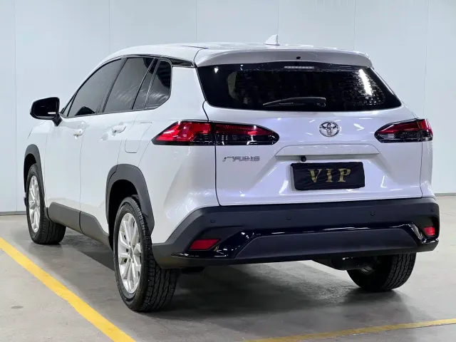 Toyota Frontlander — Фото автомобиля 6