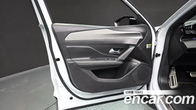 Peugeot 408 — Фото автомобиля 22