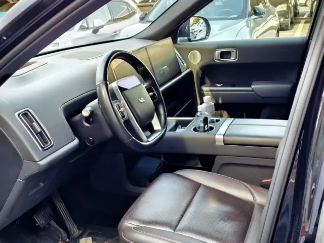 Li Auto L9 — Фото автомобиля 8