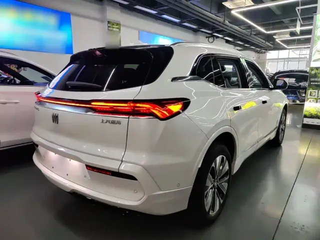 Buick E5 — Фото автомобиля 6
