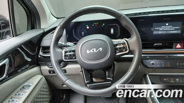 Kia Carnival Generation 4 — Фото автомобиля 20