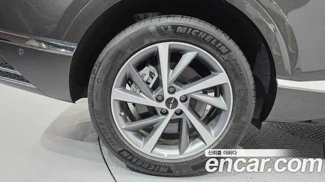 Genesis GV80 2.5T Бензин AWD — Фото автомобиля 5