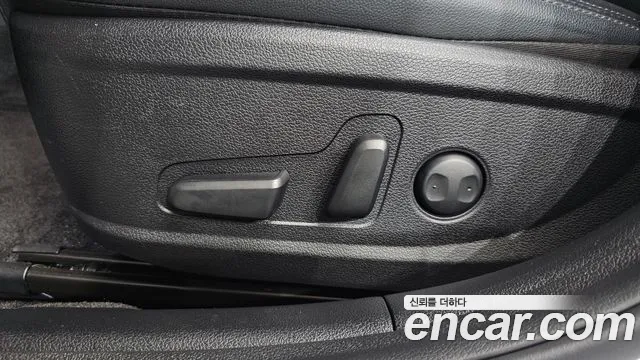 Hyundai Grandeur Новый Grandeur IG — Фото автомобиля 13