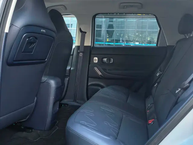Leapmotor A10 — Фото автомобиля 8