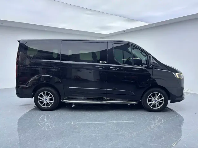Ford Tourneo — Фото автомобиля 6