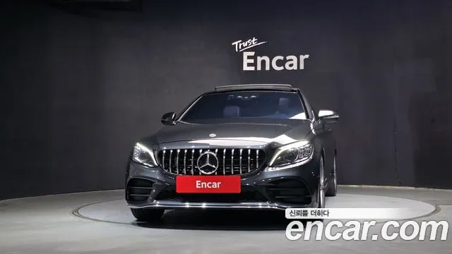 Mercedes-Benz C-Class — Фото автомобиля 3