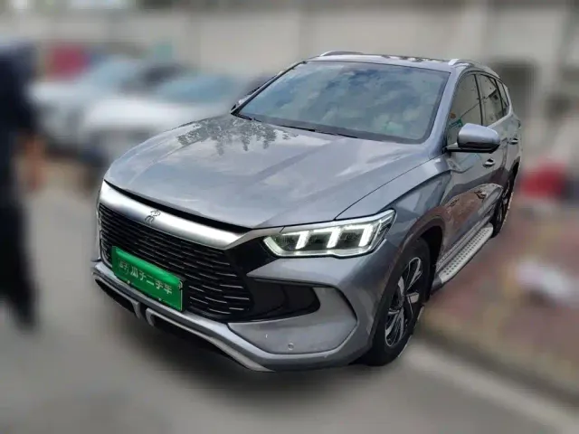 Фотография автомобиля — BYD Song Pro