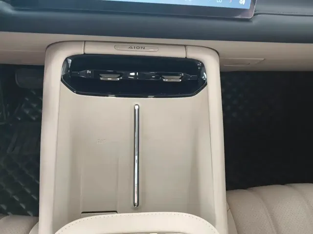 Aion AION RT 2025 650 LiDAR Edition — Фото автомобиля 13