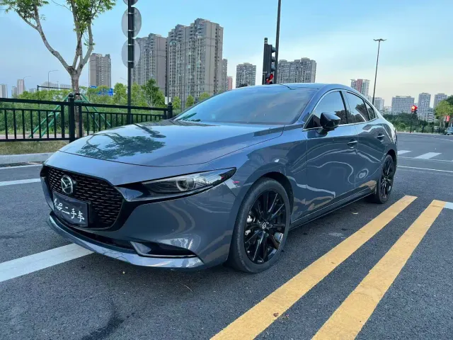 Фотография автомобиля — Mazda Axela