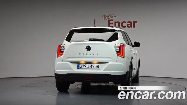 KG_Mobility_Ssangyong TIBOLI Very New Tivoli Бензин 1.5 2WD — Фото автомобиля 4
