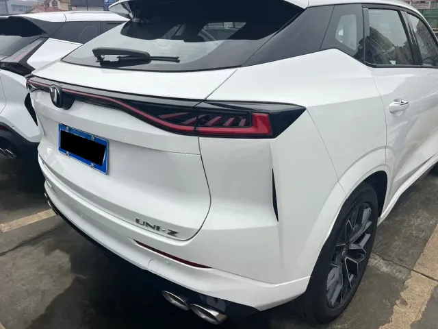 Changan UNI-Z — Фото автомобиля 12