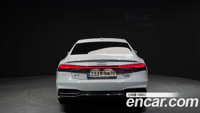 Audi A7 — Фото автомобиля 4