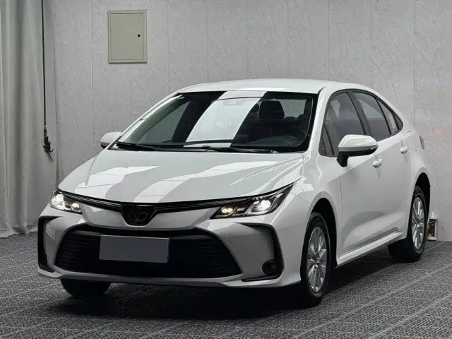 Фотография автомобиля — Toyota Corolla
