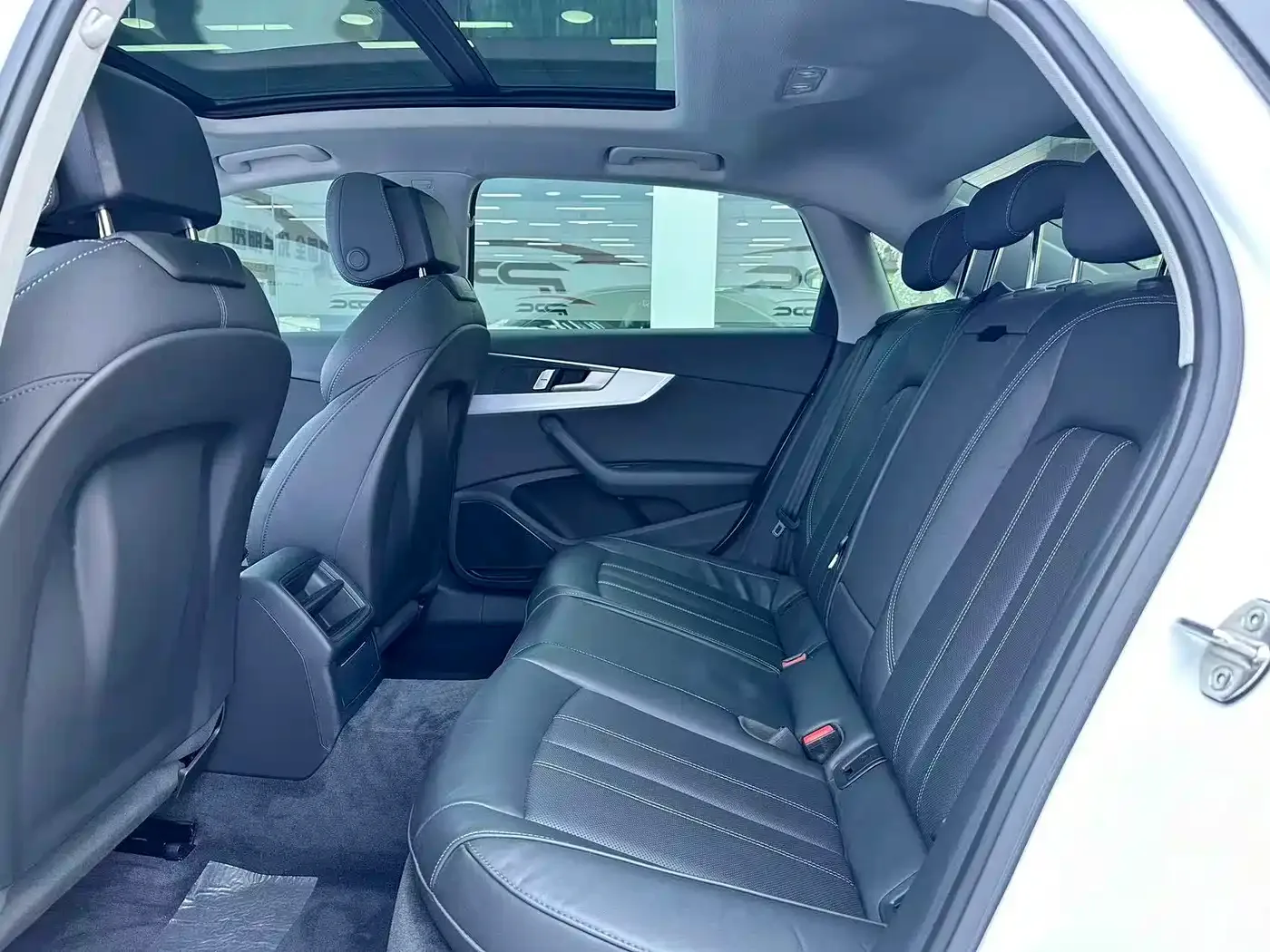 Audi Audi A4L 2024 40 TFSI Fashion Dynamic — Фото автомобиля 12