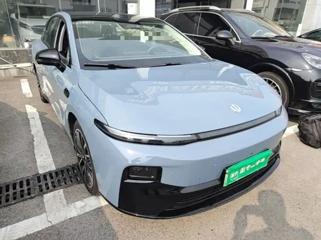 Leapmotor B01 — Фото автомобиля 3