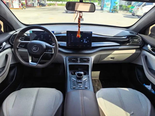 BYD Qin PLUS — Фото автомобиля 7