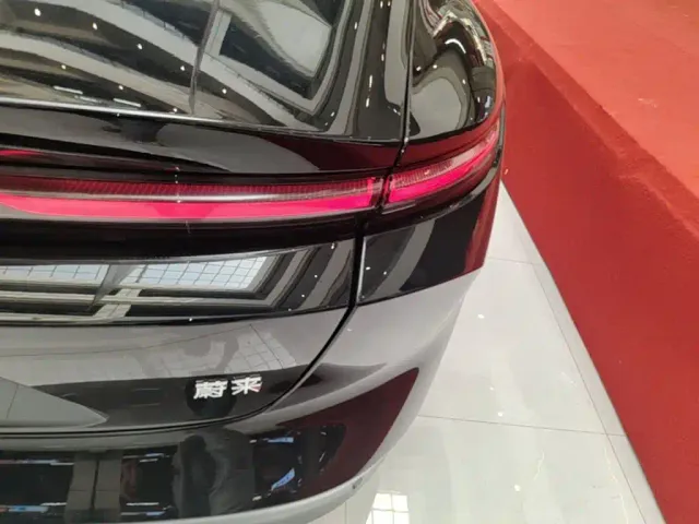 NIO NIO ET5 2024 75kWh — Фото автомобиля 7