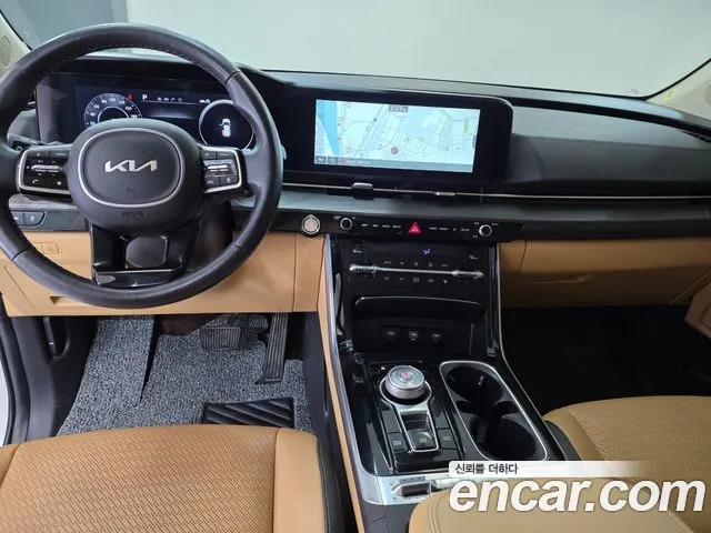 Kia Carnival Generation 4 — Фото автомобиля 10