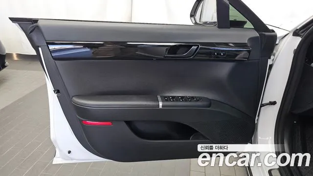 Hyundai Grandeur GN7 — Фото автомобиля 13