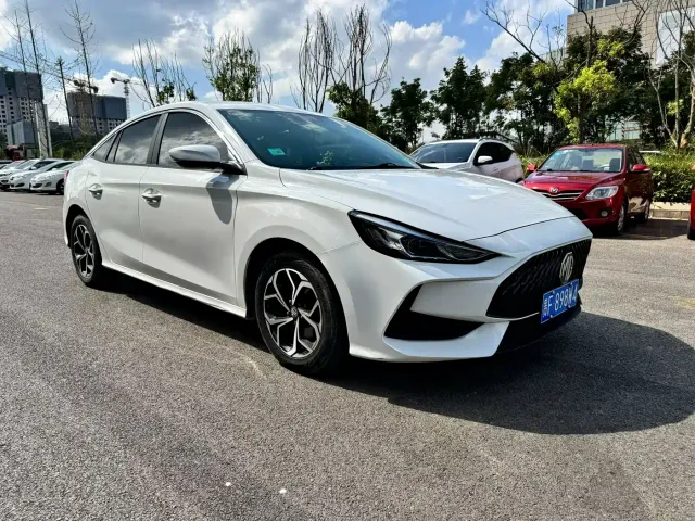 MG 5 — Фото автомобиля 3