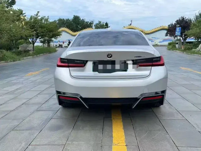 BMW i3 — Фото автомобиля 5