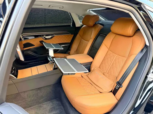 Audi A8 — Фото автомобиля 11