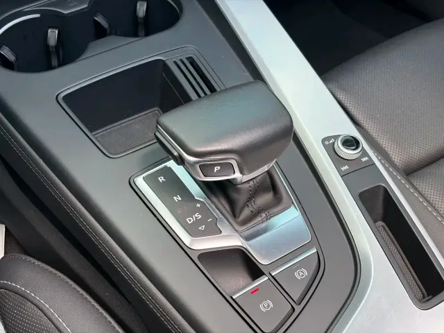 Audi A4L — Фото автомобиля 20