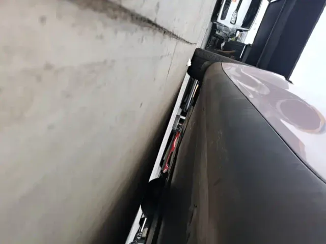 Tesla Model Y — Фото автомобиля 21