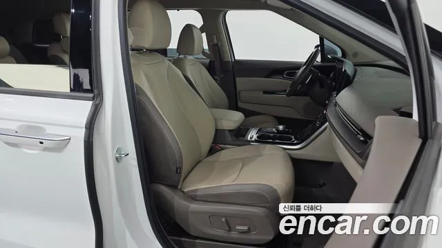 Kia Carnival 4th Gen — Фото автомобиля 16