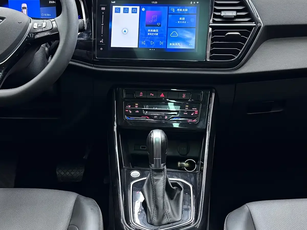 Jetta Jetta VS7 2022 Black Edge 1.4T Automatic Glory Pro — Фото автомобиля 15