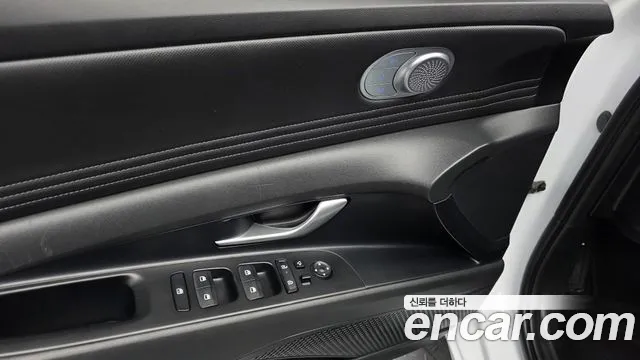 Hyundai Avante — Фото автомобиля 30