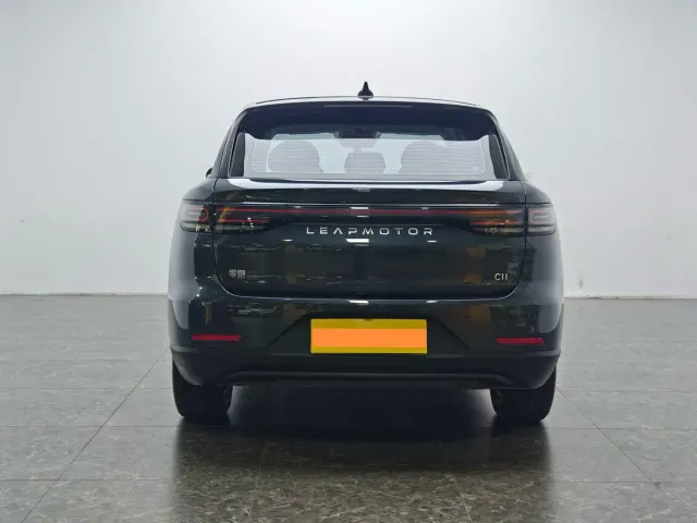 Leapmotor C11 — Фото автомобиля 6