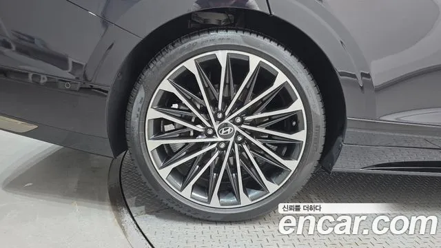 Hyundai Grandeur GN7 — Фото автомобиля 5