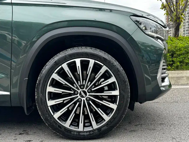 Geely Xingyue L — Фото автомобиля 21