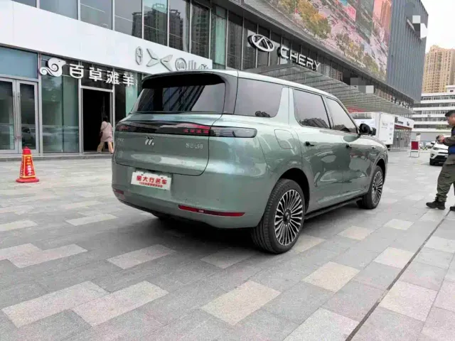 IM Motors LS8 — Фото автомобиля 4