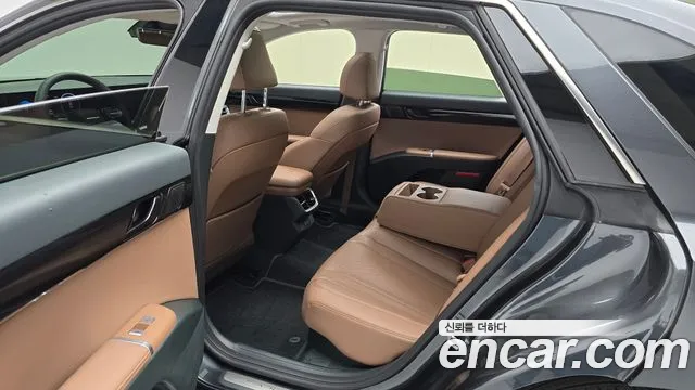 Hyundai Grandeur GN7 — Фото автомобиля 12