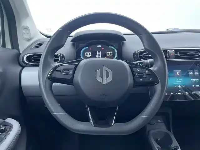 Leapmotor T03 — Фото автомобиля 11