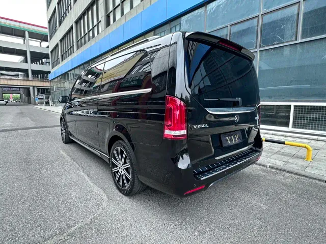 Mercedes-Benz V-Class — Фото автомобиля 6