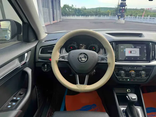 Skoda Kamiq — Фото автомобиля 16