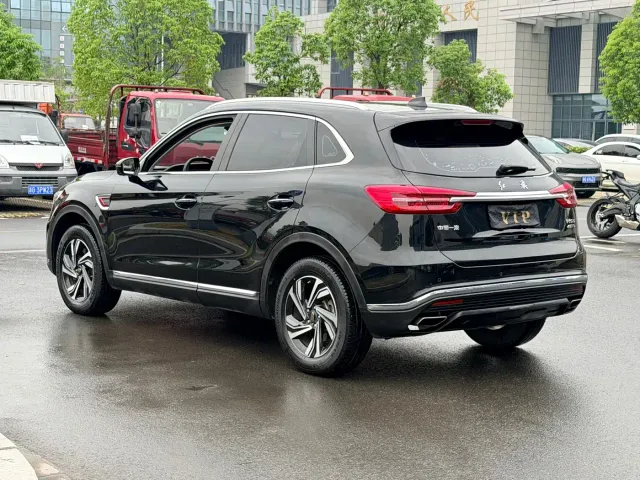 Hongqi HS5 — Фото автомобиля 6