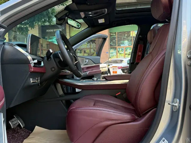 Cadillac XT5 — Фото автомобиля 25