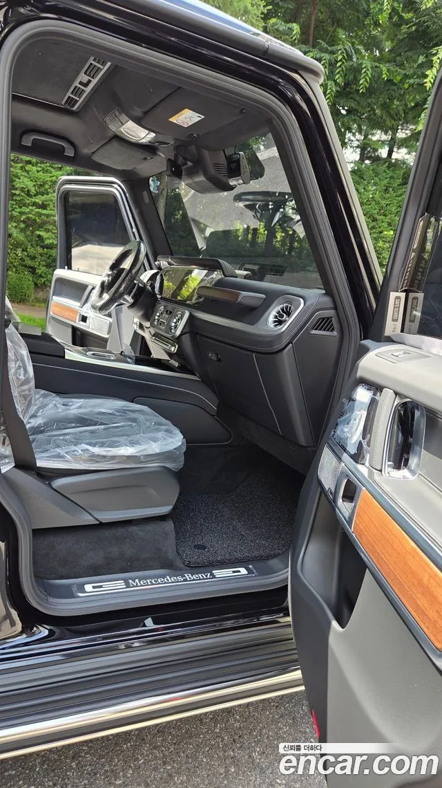 Mercedes-Benz G-Class — Фото автомобиля 12