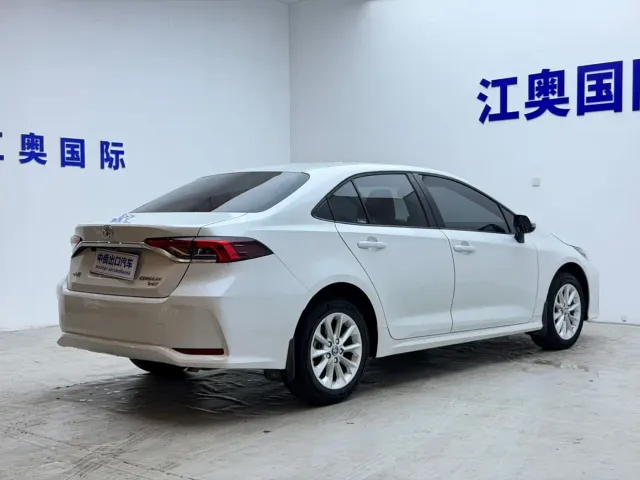 Toyota Corolla — Фото автомобиля 19