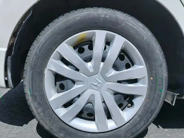 Honda Fit — Фото автомобиля 16
