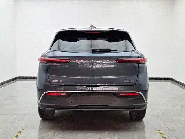 Bestune Yueyi 03 — Фото автомобиля 5