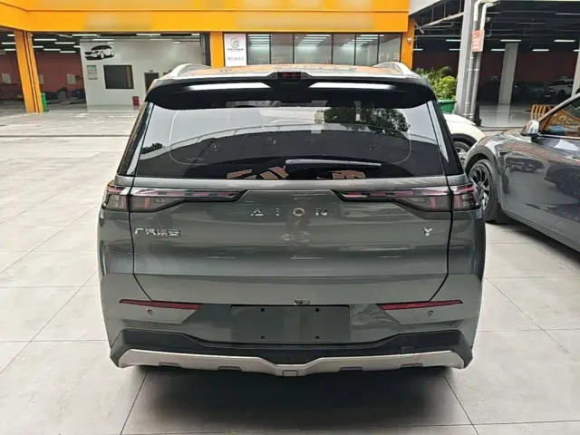 GAC Aion Y — Фото автомобиля 5